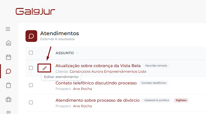 Lista de atendimentos com o ponteiro do mouse sobre a primeira linha, exibindo o ícone de lápis destacado à esquerda do título e o tooltip Editar atendimento visível abaixo do ícone